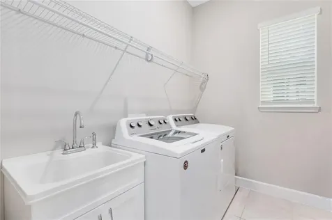 8962 Lower Carrel Circle Orlando FL 32827