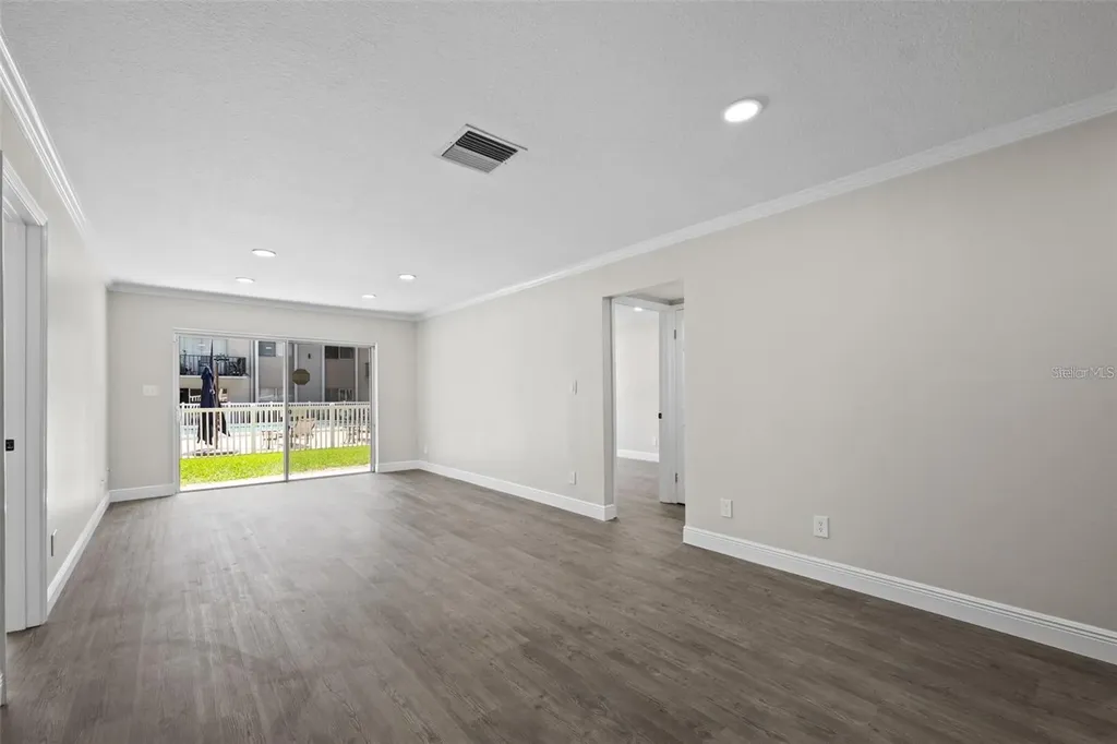 4610 W Gray Street Tampa FL 33609