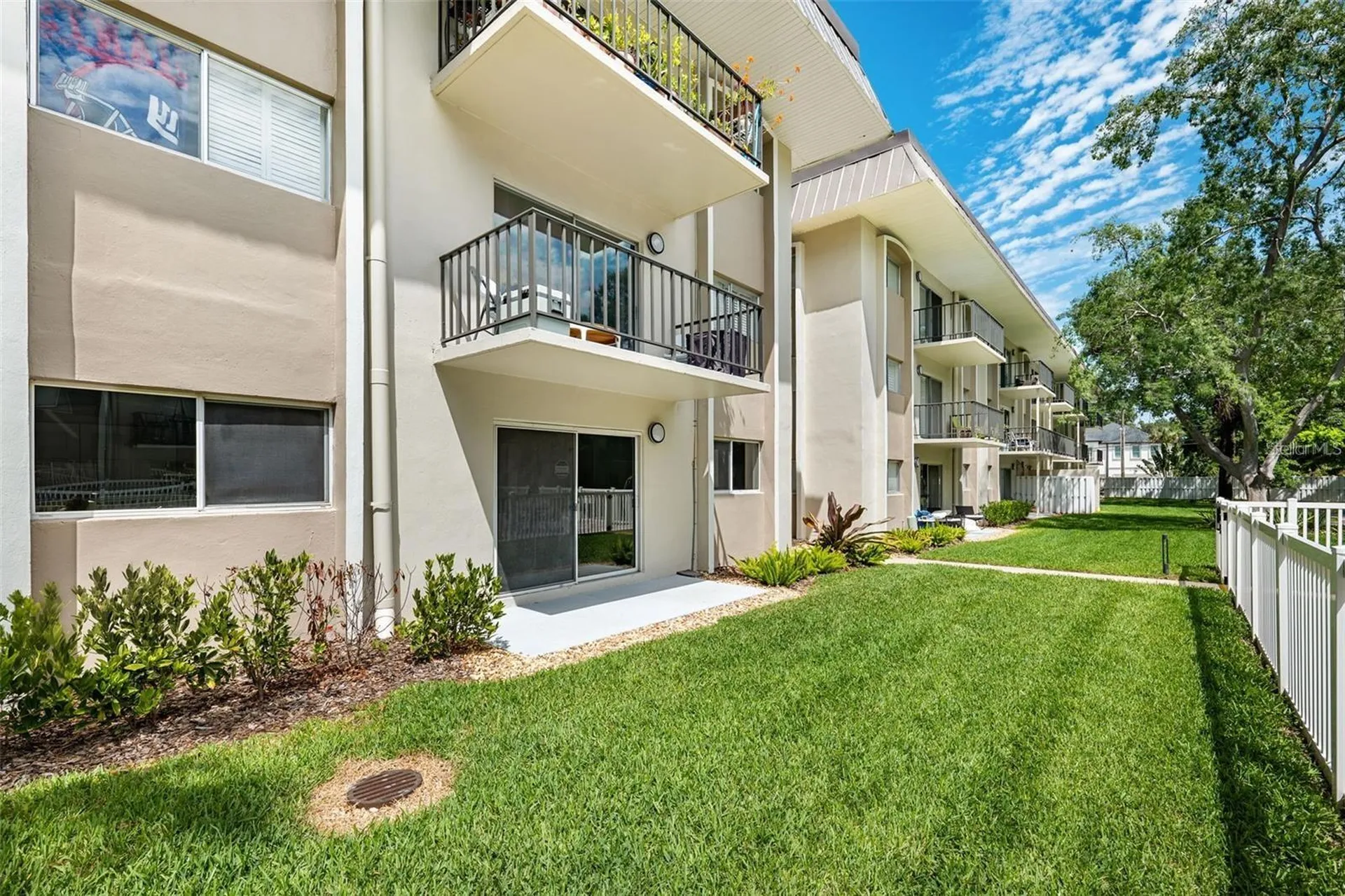 4610 W Gray Street Tampa FL 33609