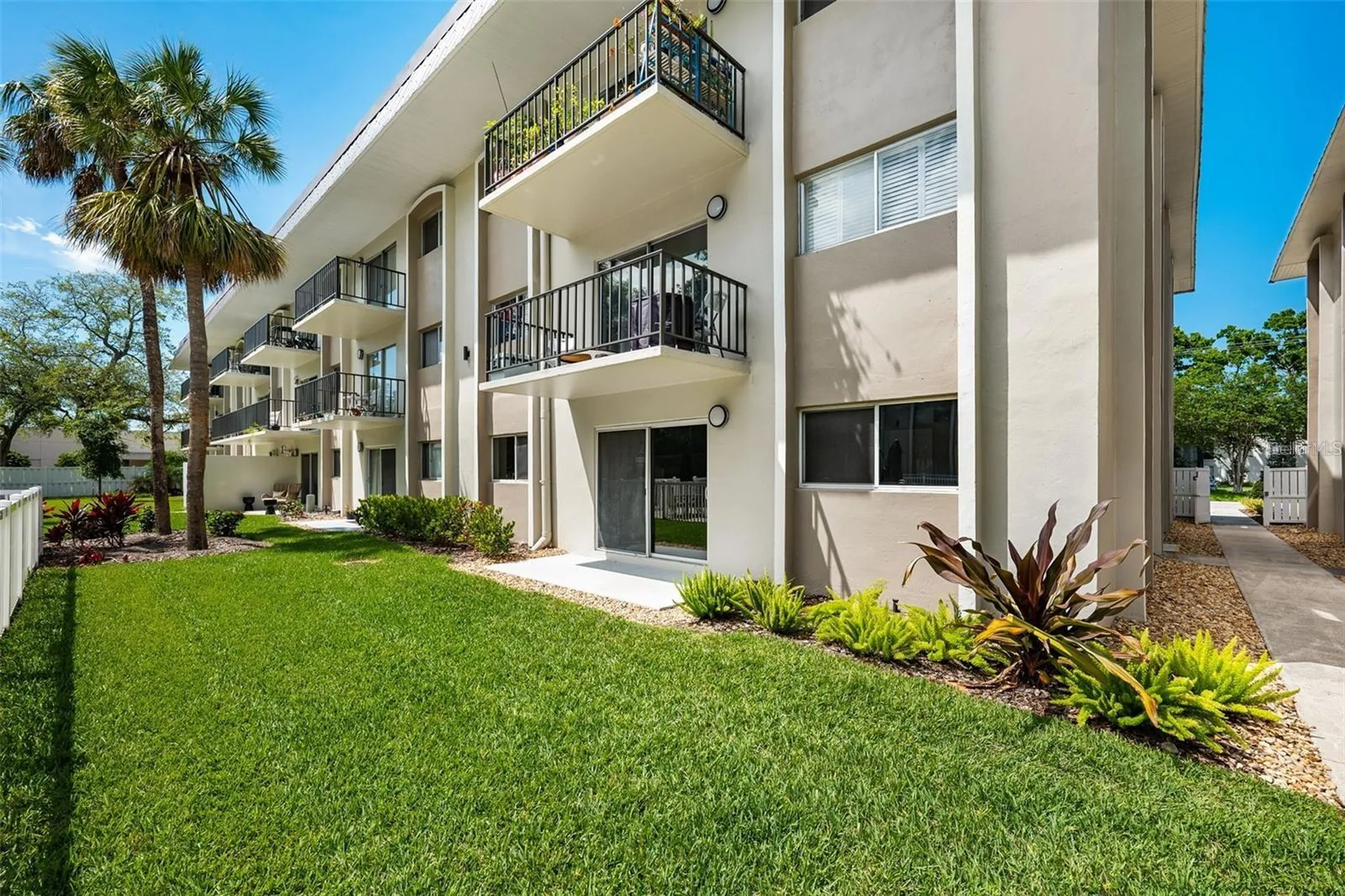 4610 W Gray Street Tampa FL 33609