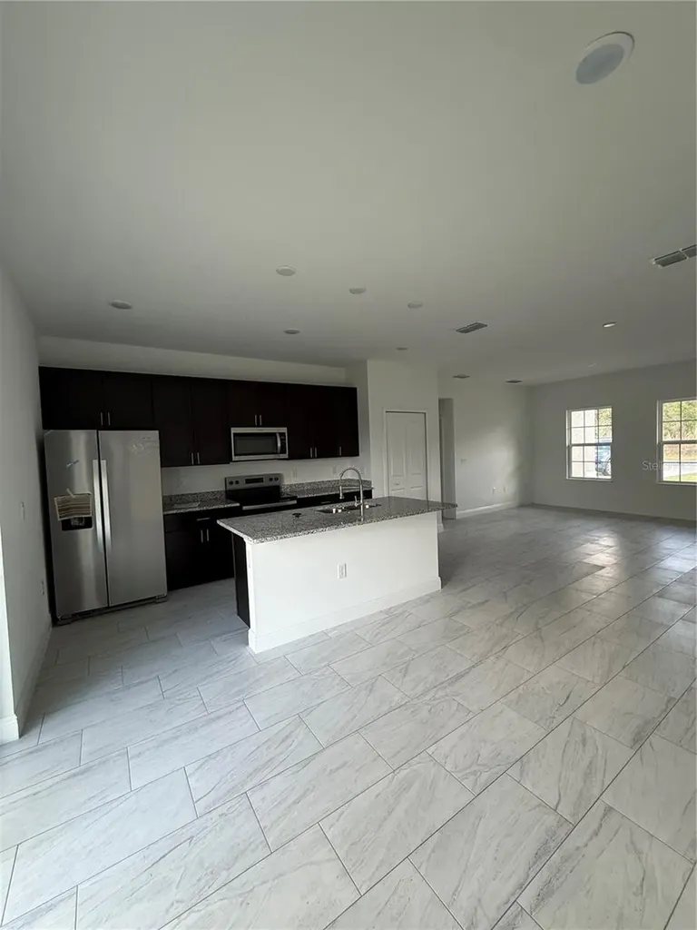 2885 W Redgate Drive Dunnellon FL 34433