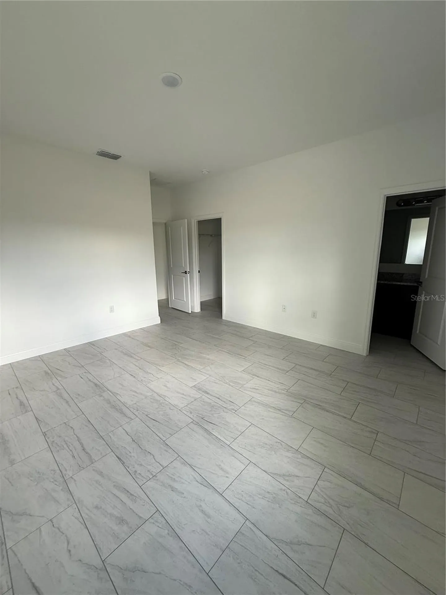 2885 W Redgate Drive Dunnellon FL 34433