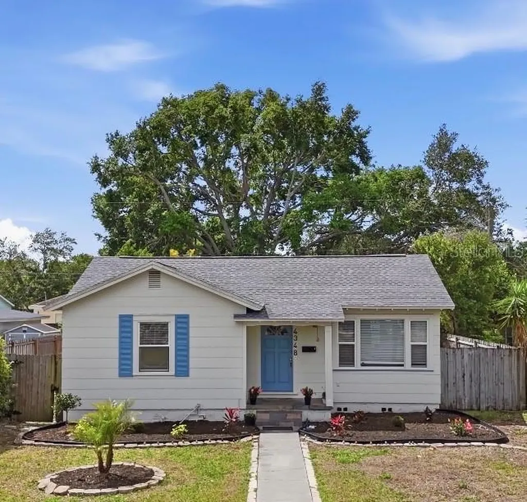 4348 8th Avenue N St Petersburg FL 33713