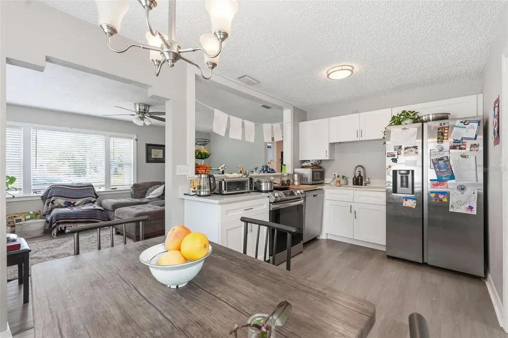 4348 8th Avenue N St Petersburg FL 33713