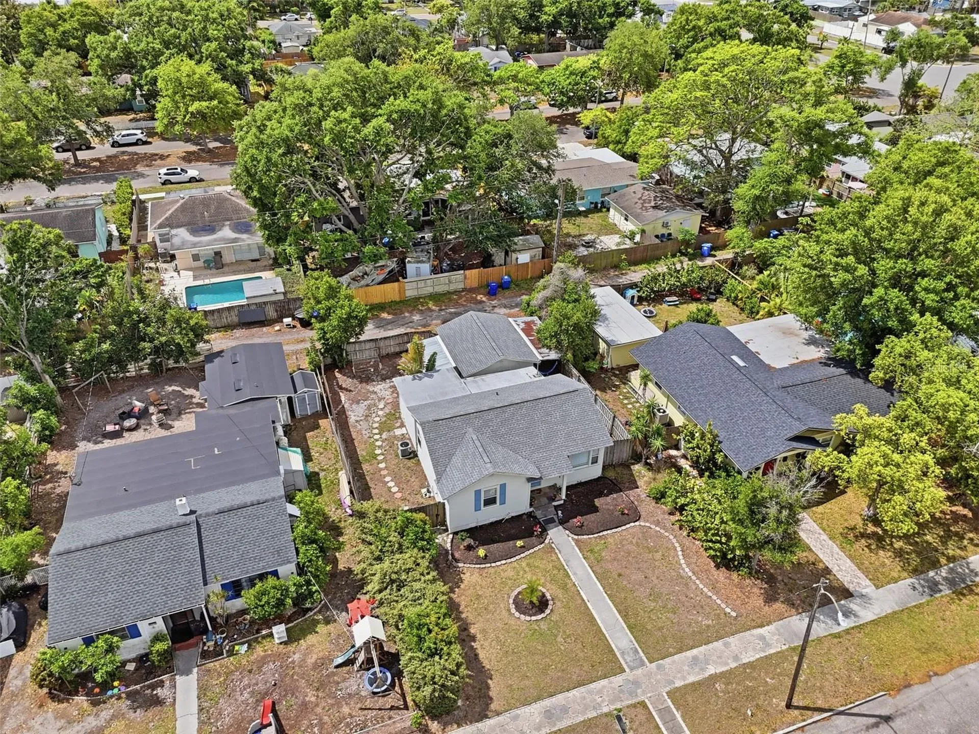 4348 8th Avenue N St Petersburg FL 33713