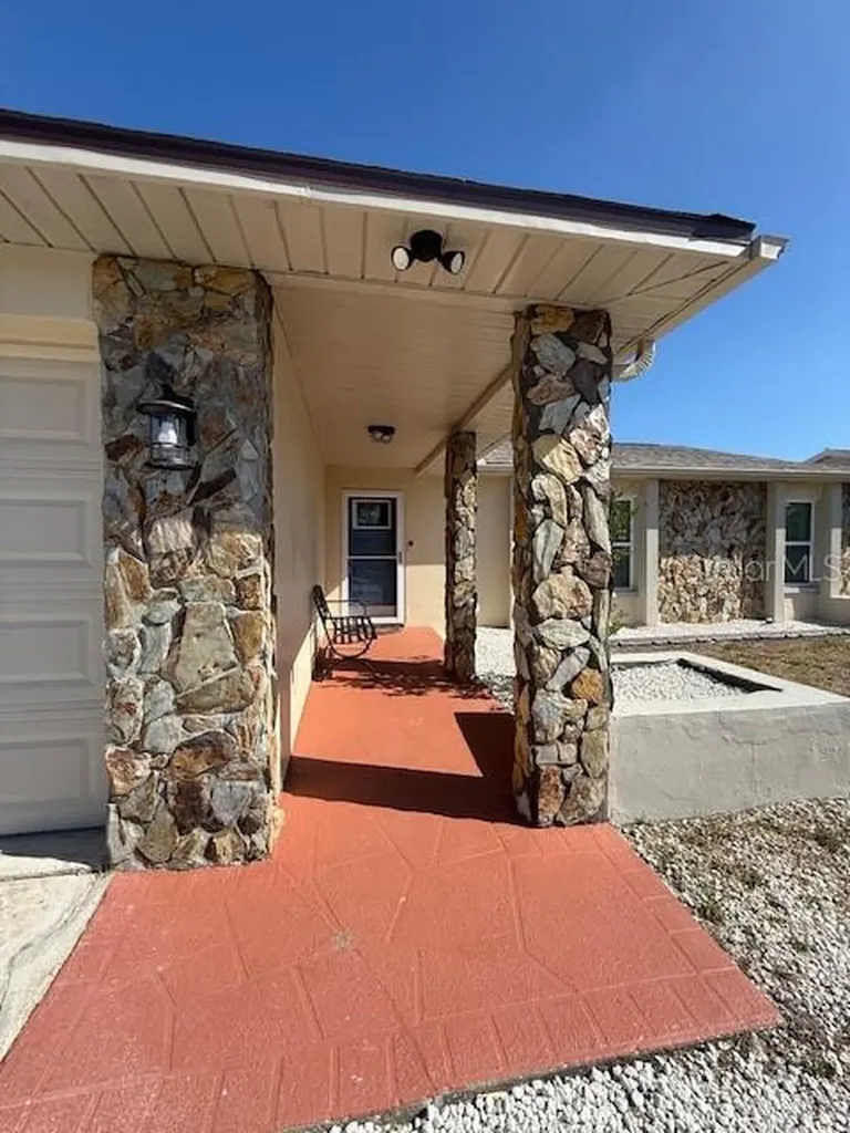 8819 Woodmont Lane Port Richey FL 34668