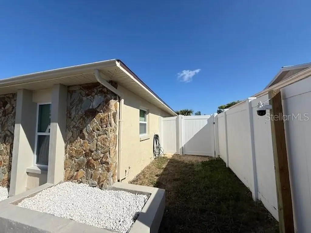 8819 Woodmont Lane Port Richey FL 34668