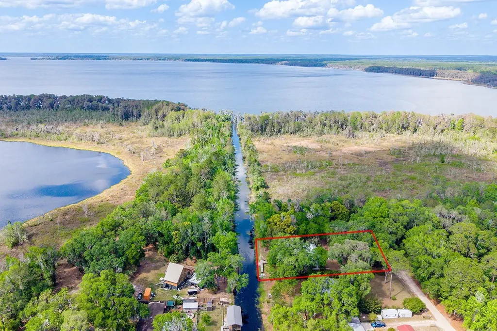 6308 Island Road Melrose FL 32666