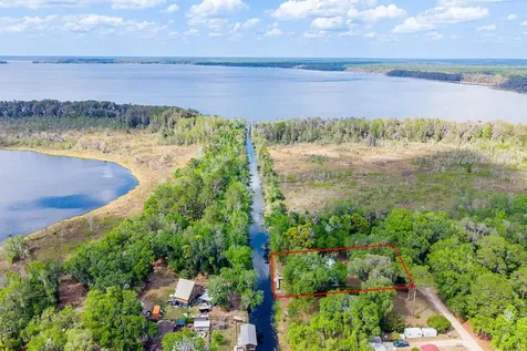 6308 Island Road Melrose FL 32666