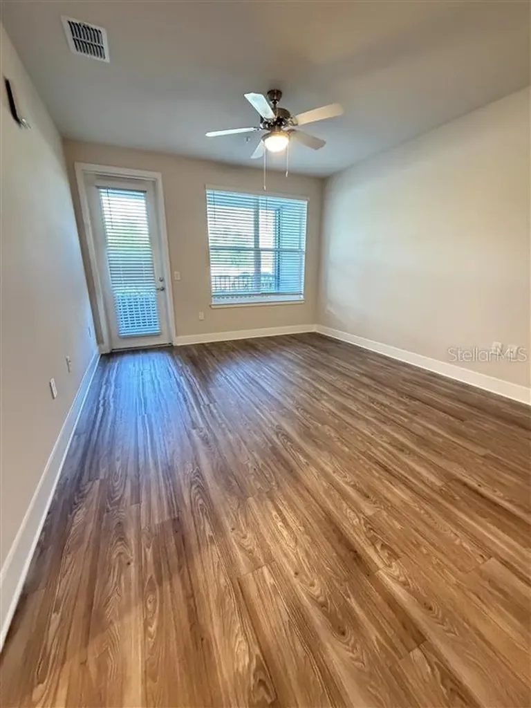 570 Academy Drive Kissimmee FL 34744