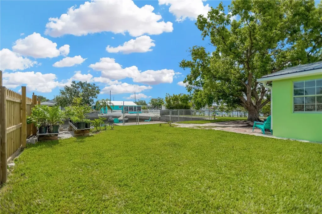 13724 Cox Avenue Hudson FL 34667