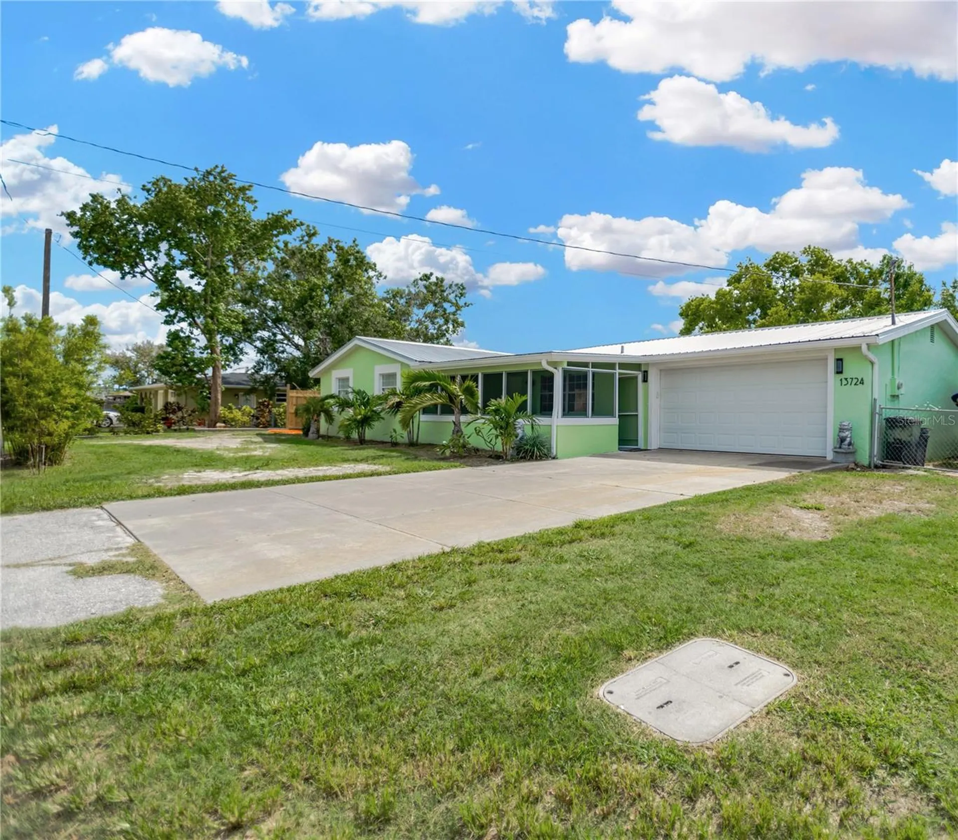 13724 Cox Avenue Hudson FL 34667