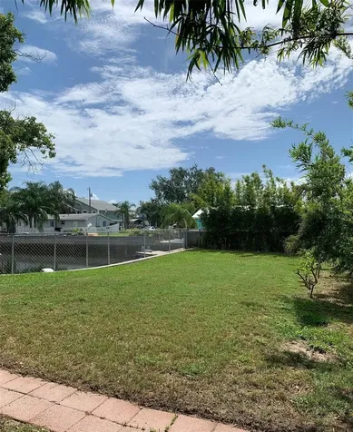 13724 Cox Avenue Hudson FL 34667