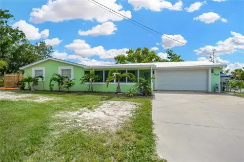 13724 Cox Avenue Hudson FL 34667