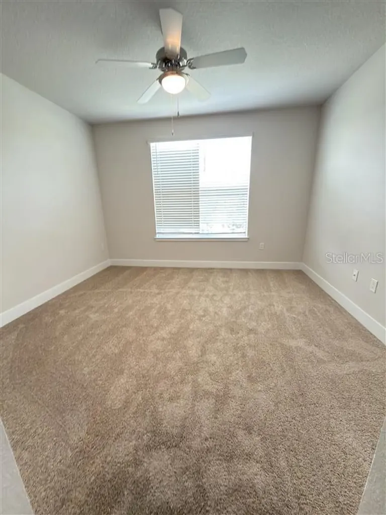 541 Academy Drive Kissimmee FL 34744