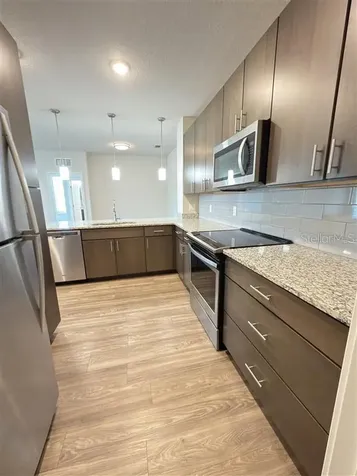 541 Academy Drive Kissimmee FL 34744