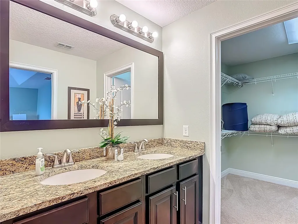 8149 Roseville Boulevard Davenport FL 33896
