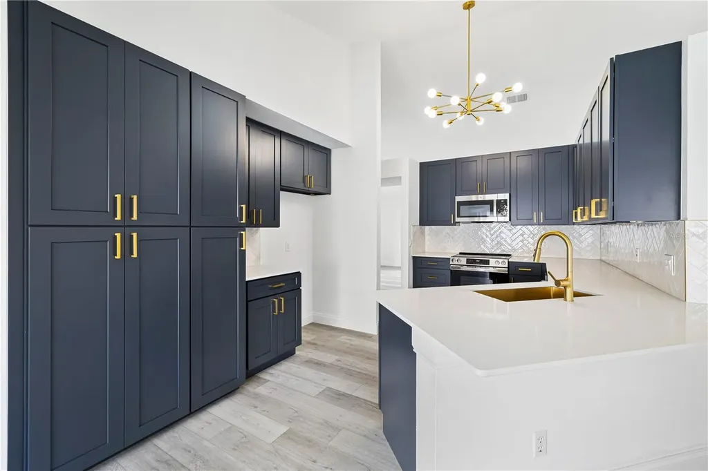 8312 Fort Clinch Avenue Orlando FL 32822