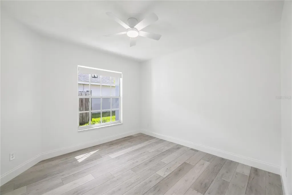 8312 Fort Clinch Avenue Orlando FL 32822