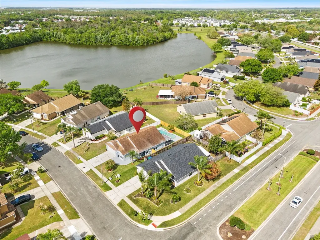8312 Fort Clinch Avenue Orlando FL 32822