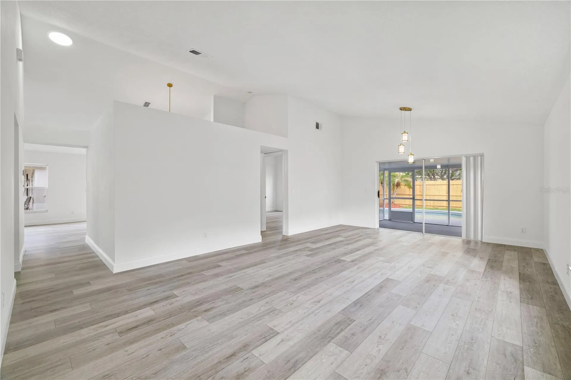 8312 Fort Clinch Avenue Orlando FL 32822