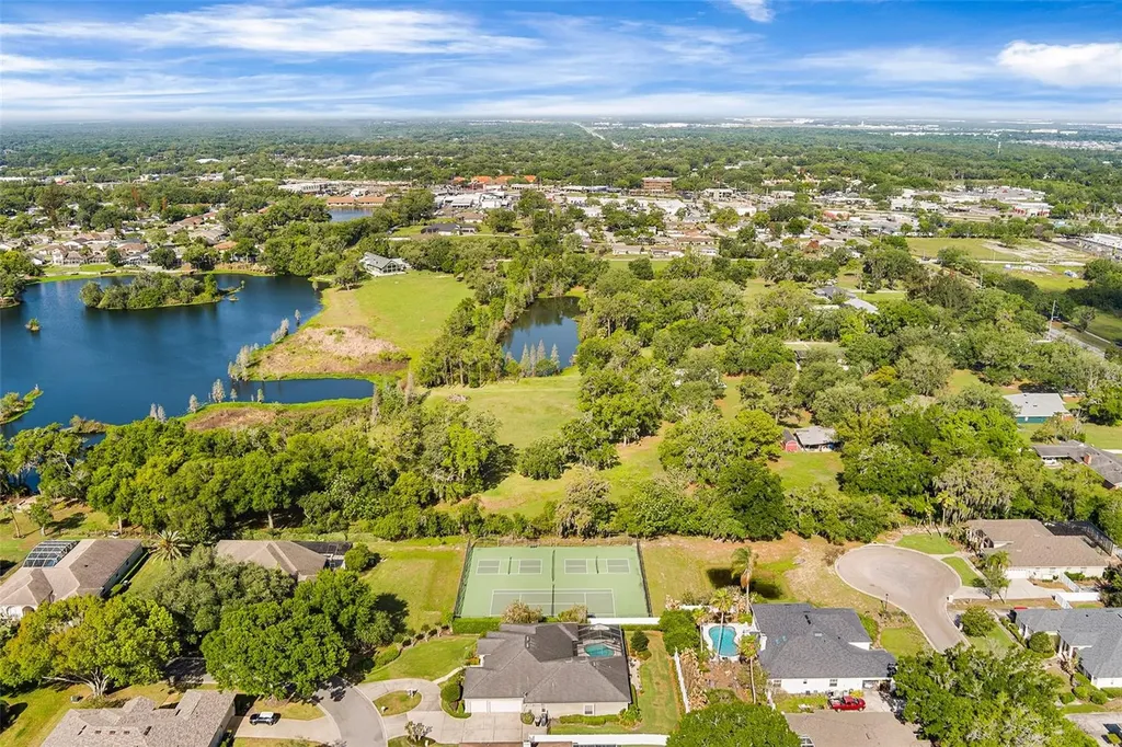902 Hanover Way Lakeland FL 33813