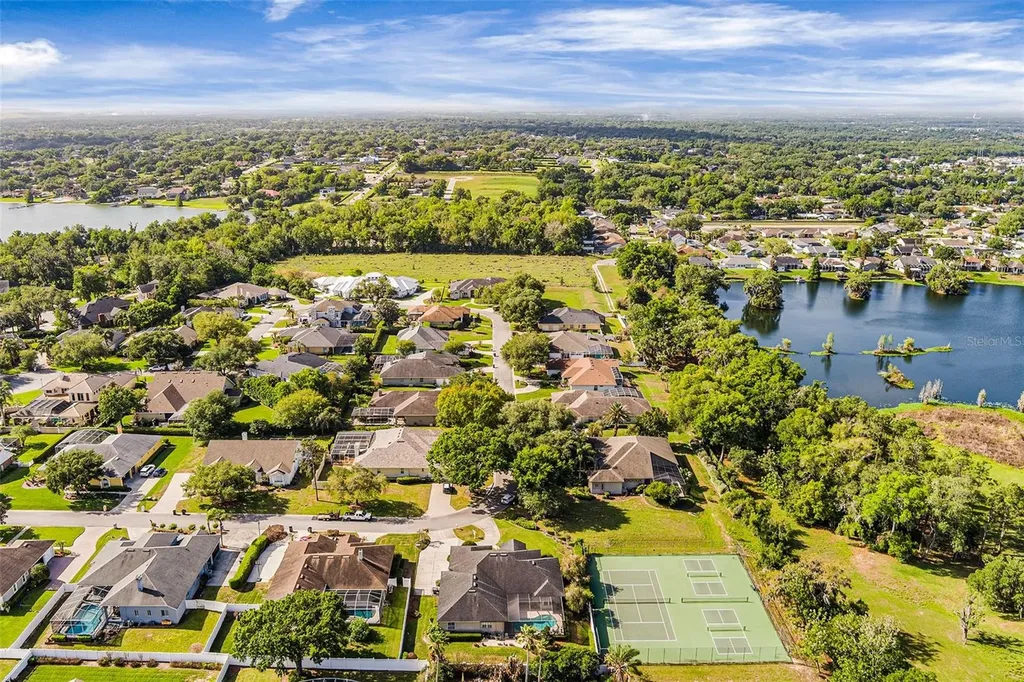 902 Hanover Way Lakeland FL 33813