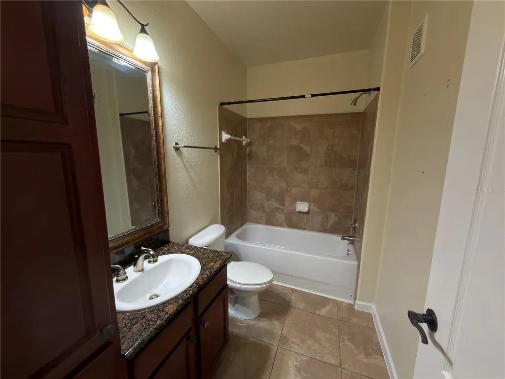 902 Charo Parkway Davenport FL 33897