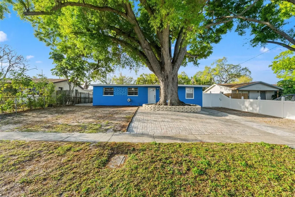 8996 Southern Comfort Drive Largo FL 33773