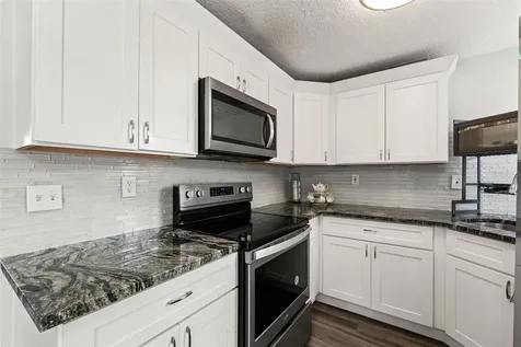 8996 Southern Comfort Drive Largo FL 33773