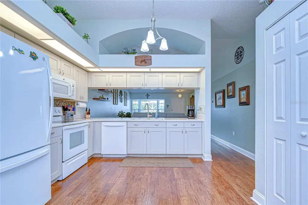 38237 Eucalyptus Drive Zephyrhills FL 33542