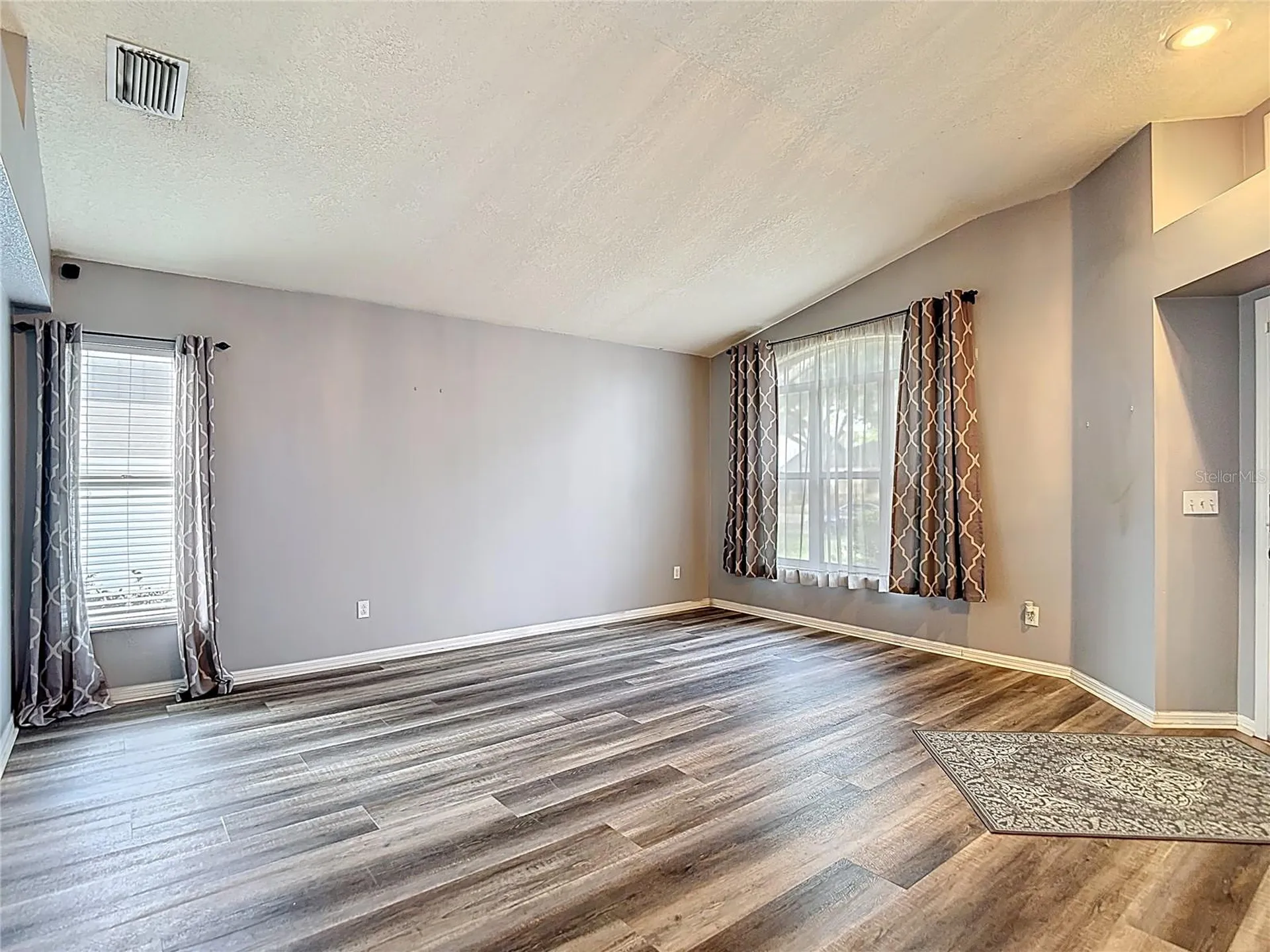 2631 Green Valley Street Valrico FL 33596