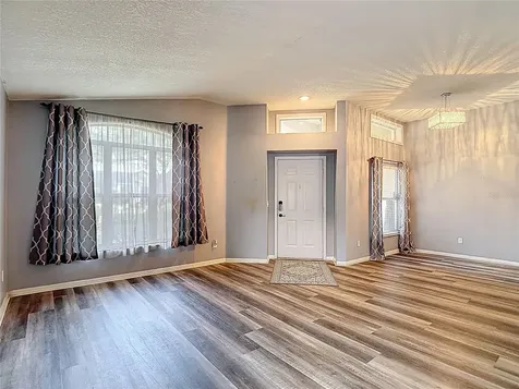 2631 Green Valley Street Valrico FL 33596