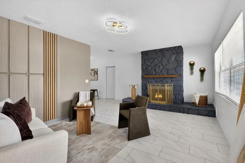 1465 Parkwood Street Clearwater FL 33755