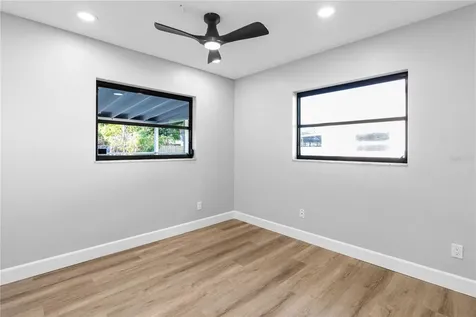 2554 68th Avenue S St Petersburg FL 33712