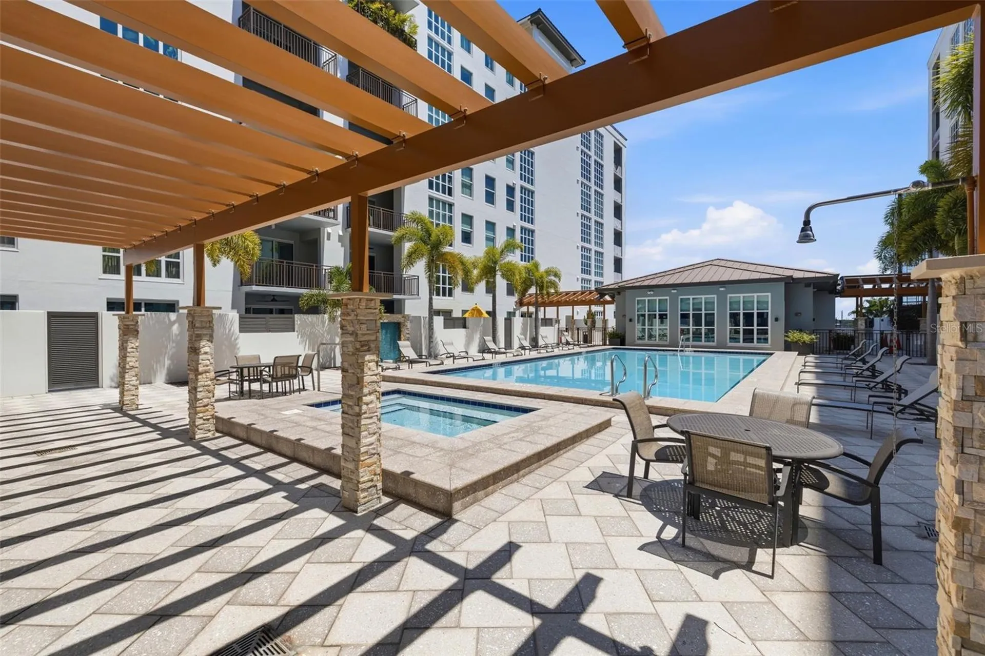 1227 E Madison Street Tampa FL 33602