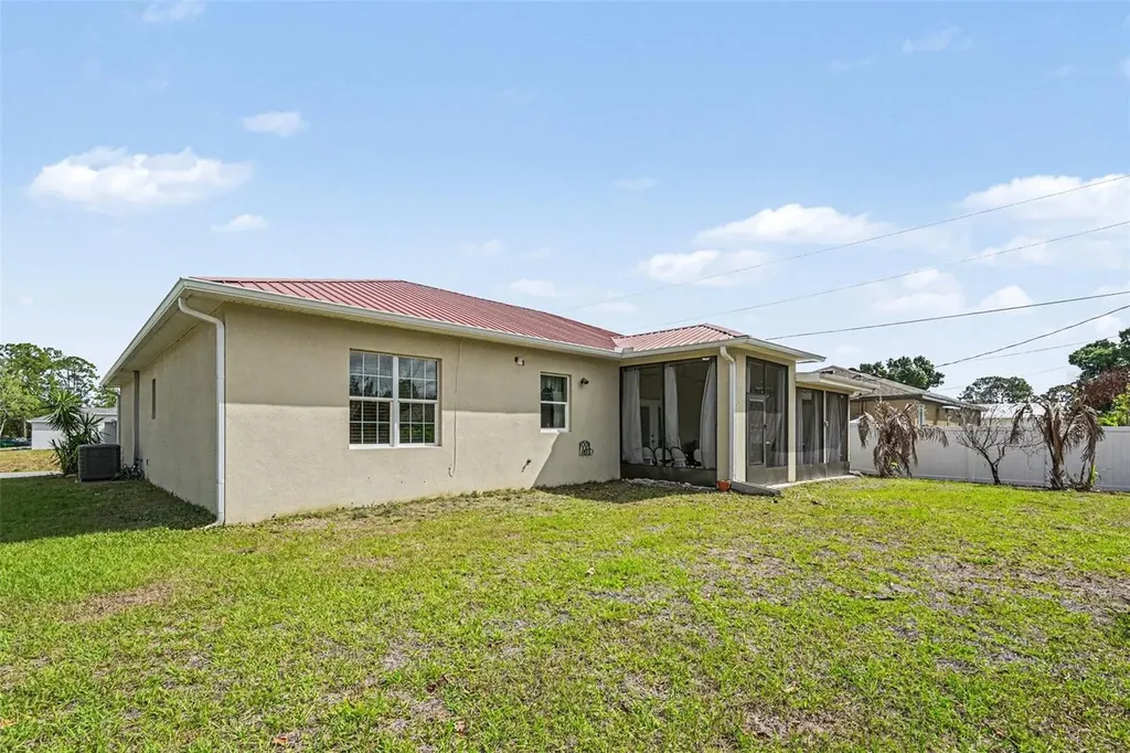 700 Cleaves Street SE Palm Bay FL 32909