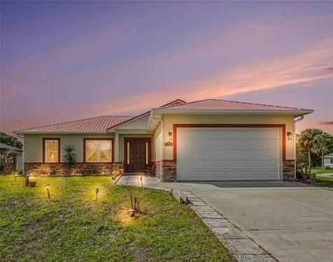 700 Cleaves Street SE Palm Bay FL 32909
