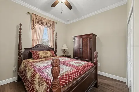 700 Cleaves Street SE Palm Bay FL 32909