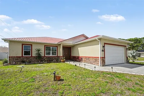 700 Cleaves Street SE Palm Bay FL 32909