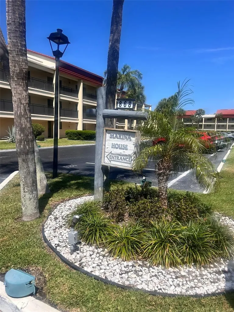 868 Bayway Boulevard Clearwater Beach FL 33767