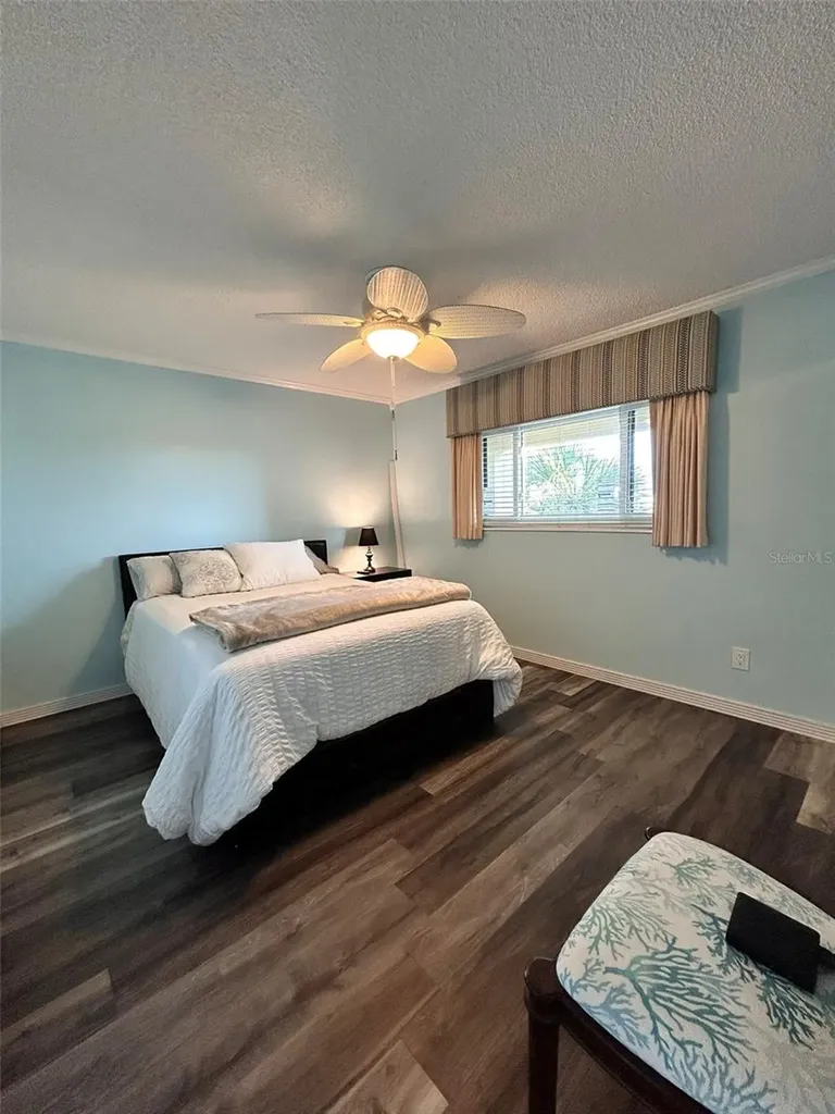 868 Bayway Boulevard Clearwater Beach FL 33767
