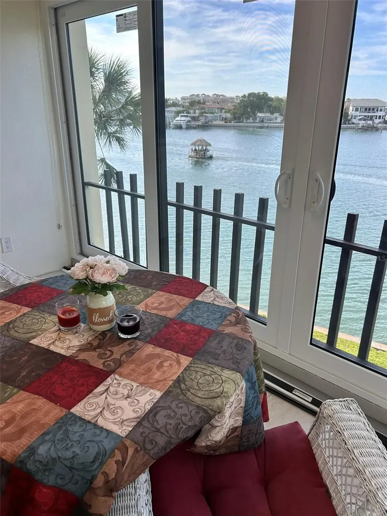 868 Bayway Boulevard Clearwater Beach FL 33767