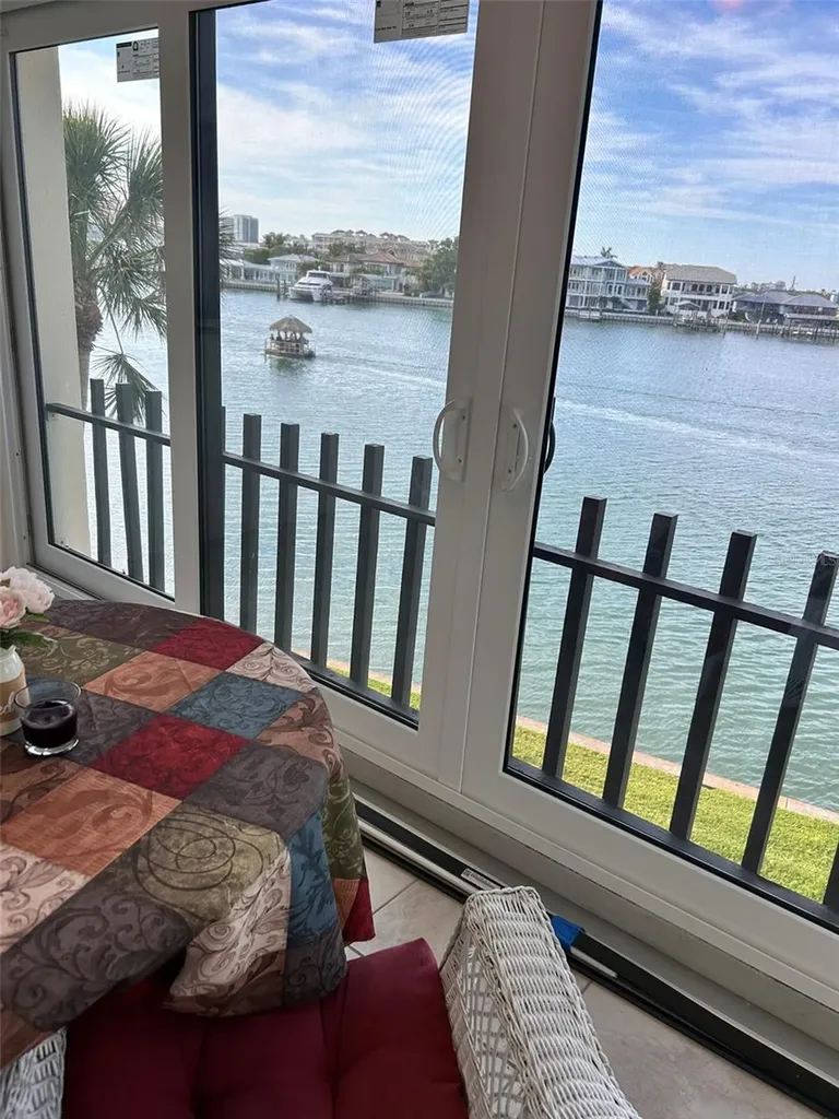 868 Bayway Boulevard Clearwater Beach FL 33767