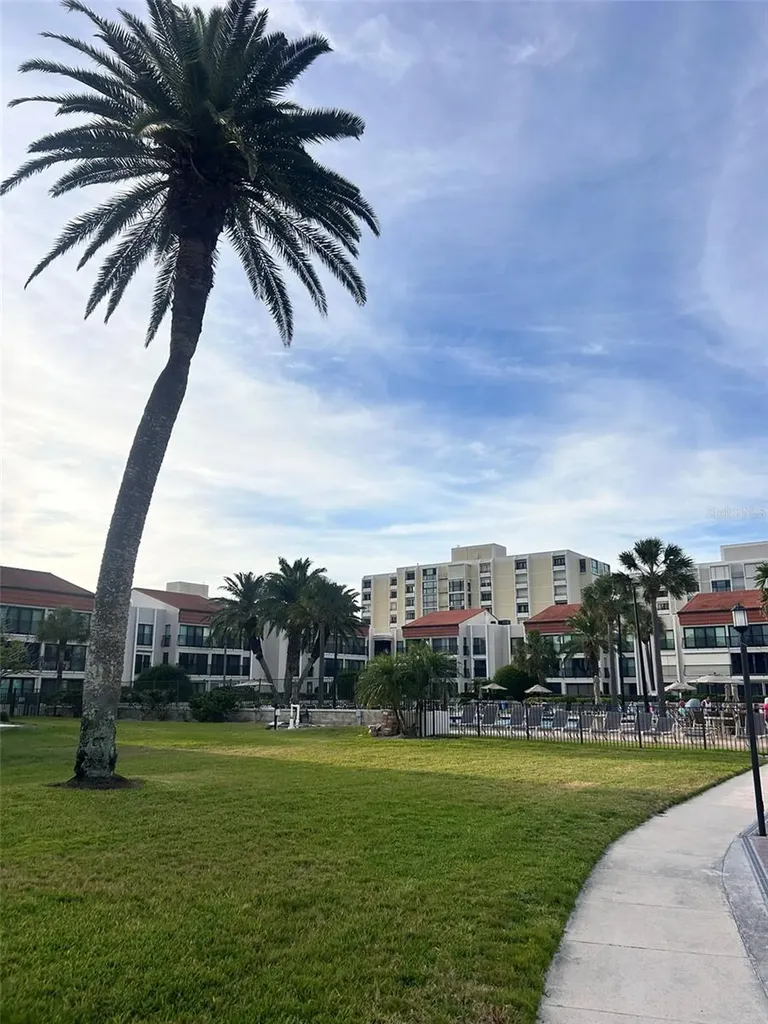 868 Bayway Boulevard Clearwater Beach FL 33767