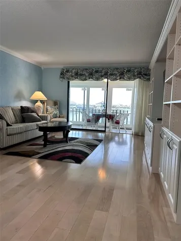 868 Bayway Boulevard Clearwater Beach FL 33767