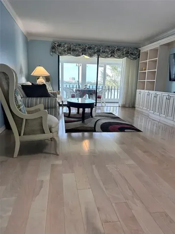 868 Bayway Boulevard Clearwater Beach FL 33767
