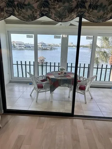 868 Bayway Boulevard Clearwater Beach FL 33767