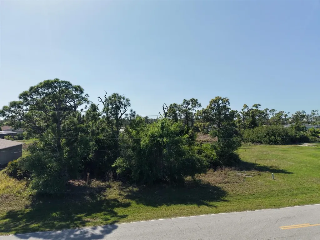 274 Sweetwater Drive Rotonda West FL 33947