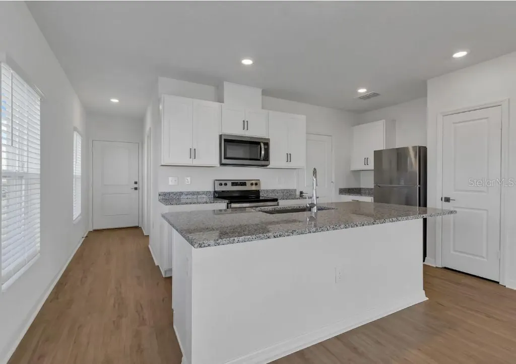 1513 Mirabella Circle Davenport FL 33897